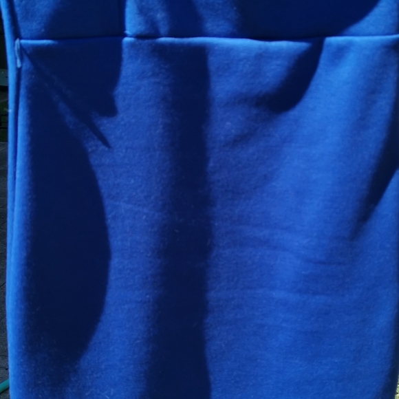 Bebe Asymmetrical Blue Dress - Picture 4 of 9